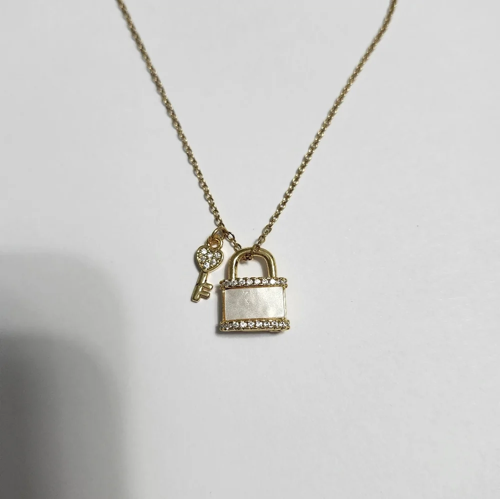 Lock & Key Necklace - Picture 4 of 8